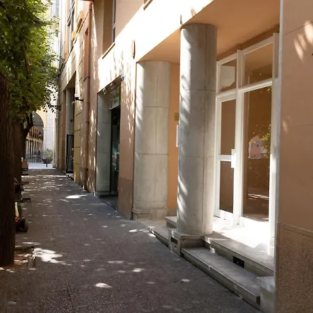 Bravissimo Pont De La Princesa, Comfortable 3-Bedroom Apartment Girona Exterior photo